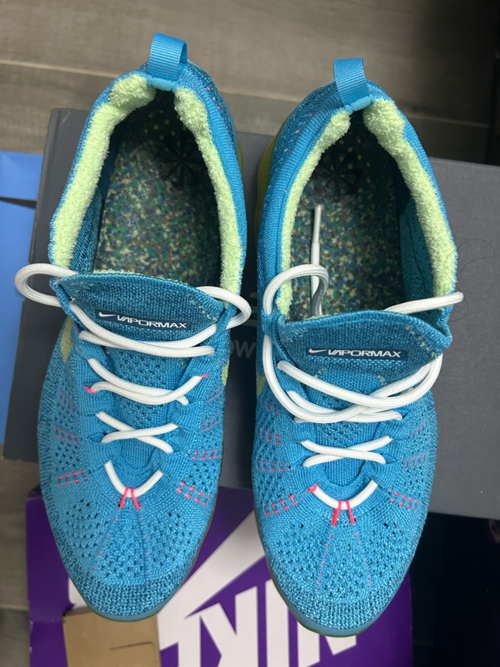 Nike Baltic Blue Vapormax Flyknit Sneakers